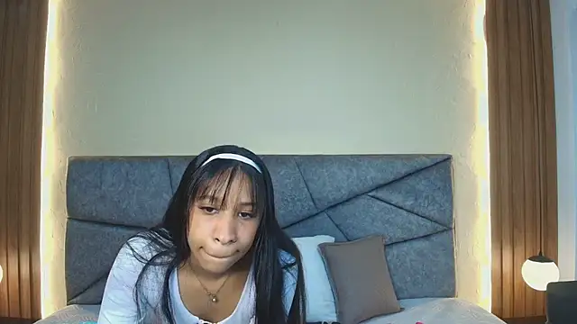 Snapshot of ShayMilleer chatting on 06-05-26, 12:00 ShayMilleer online show from 06-05-26, 12:00