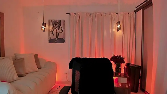 IsabellaLux  online show from 06-09-26, 02:50