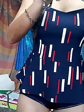 yuliitza4 online show from 03-20-26, 01:27