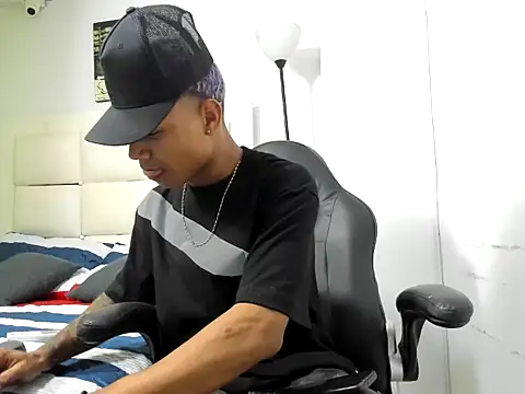 emanuel 23cm online show from 03-03-26, 02:39