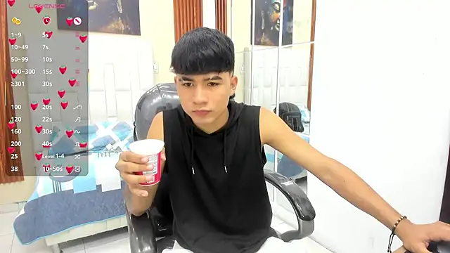 Thiago collinss online show from 06-25-26, 10:47