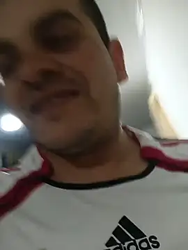 Snapshot of Edwin_Q chatting on 06-04-26, 03:56 Edwin Q online show from 06-04-26, 03:56