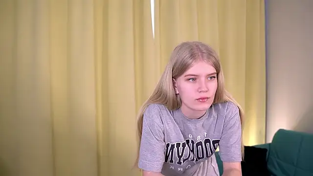 TraceeSeelig online show from 03-07-26, 06:54