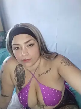 Cristal queen  online show from 04-16-26, 05:03