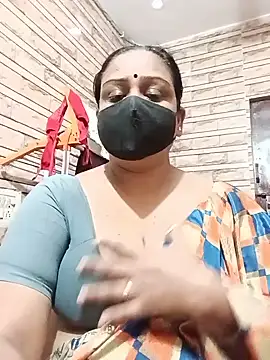 Snapshot of Rashmi_89 chatting on 06-07-26, 11:14 Rashmi 89 online show from 06-07-26, 11:14