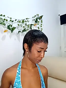 TinnaPeyton online show from 04-28-26, 09:14