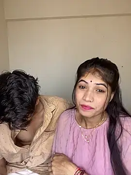 Snapshot of LOVELUST02 chatting on 03-28-26, 07:30 LOVELUST02 online show from 03-28-26, 07:30