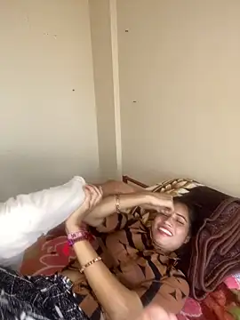 Snapshot of LOVELUST02 chatting on 03-29-26, 08:36 LOVELUST02 online show from 03-29-26, 08:36