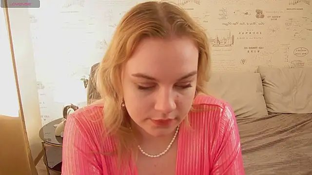 Glow Margo online show from 06-05-26, 01:12