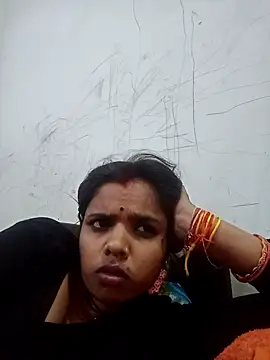 Hot chani online show from 03-25-26, 06:58