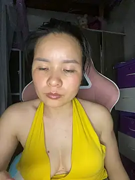 Ivy Trix2 online show from 05-24-26, 04:01