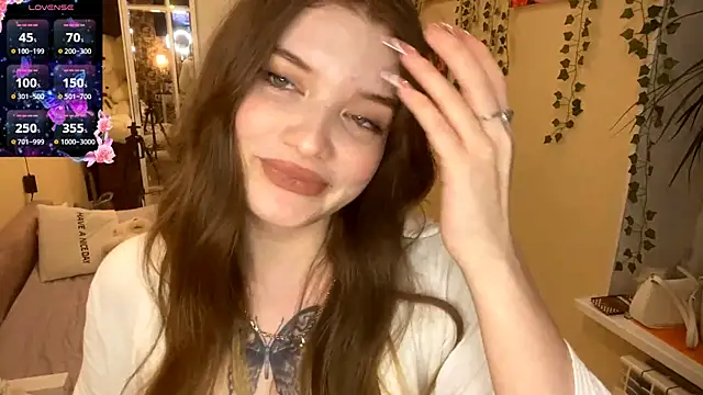 TracyDenoon online show from 03-08-26, 05:17