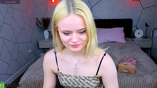 Tessa Ashe online show from 04-02-26, 09:40
