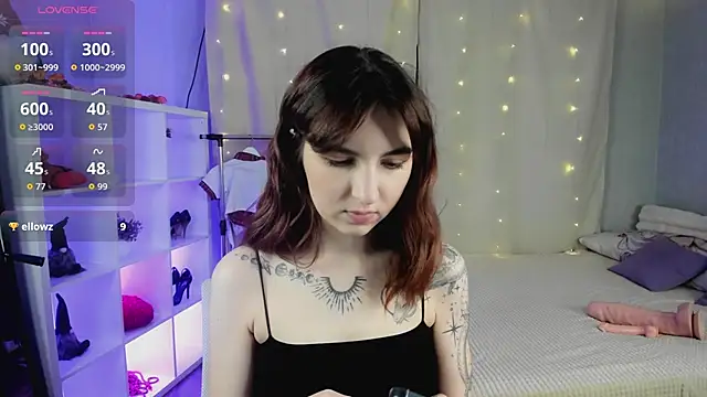 Snapshot of VittoriaNix chatting on 03-09-26, 01:59 VittoriaNix online show from 03-09-26, 01:59