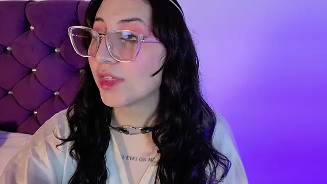Maddie-LesYoux online show from 05-29-26, 01:09