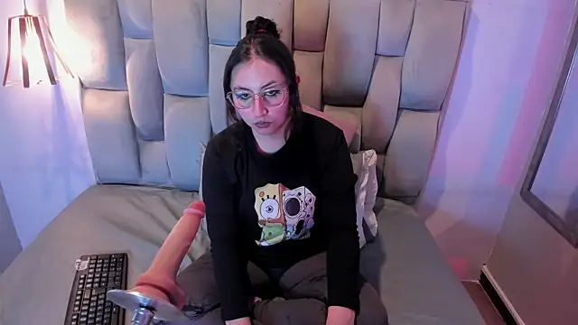 Maddie-LesYoux online show from 05-30-26, 12:35