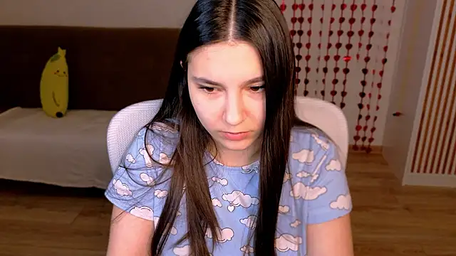 Ari Grend online show from 03-01-26, 02:13