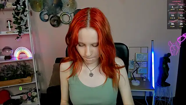 cassandra nik online show from 05-08-26, 05:57