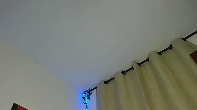 Rebeca Marchetti online show from 04-06-26, 08:43