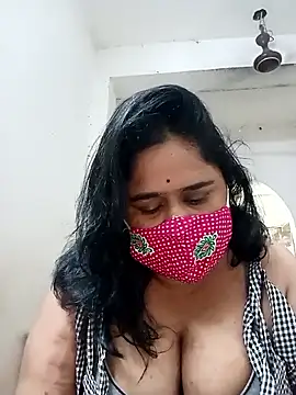 Snapshot of diyadey chatting on 06-06-26, 08:02 diyadey online show from 06-06-26, 08:02