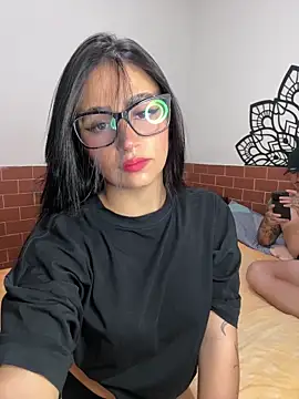 Snapshot of Emily_cute777 chatting on 03-19-26, 05:00 Emily cute777 online show from 03-19-26, 05:00