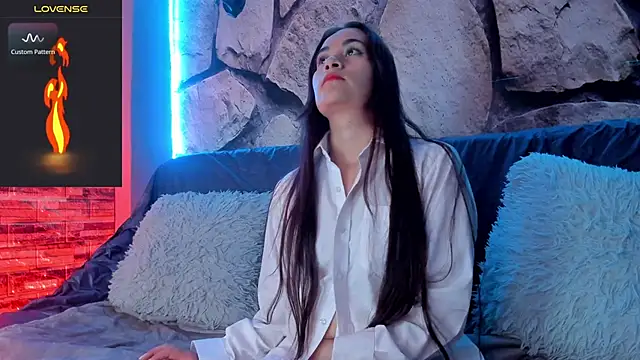  Macadamiia  online show from 03-21-26, 02:38