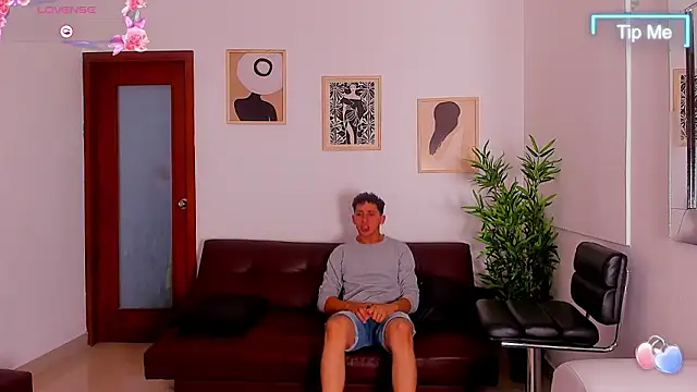 oria Light online show from 03-05-26, 12:34