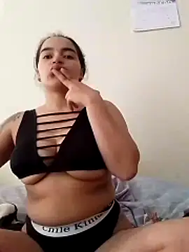 amomentofpassion 1 online show from 02-27-26, 12:16