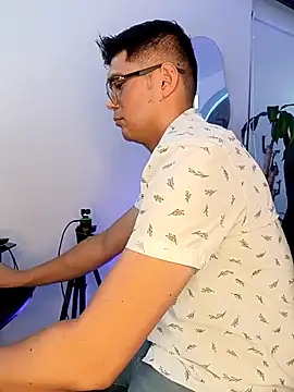 ritzabeth daniel online show from 03-05-26, 02:40