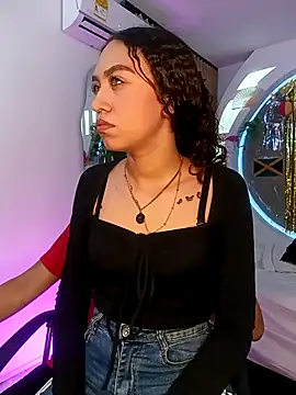 ritzabeth daniel online show from 04-17-26, 02:36