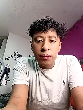 James large cock online show from 03-02-26, 09:16