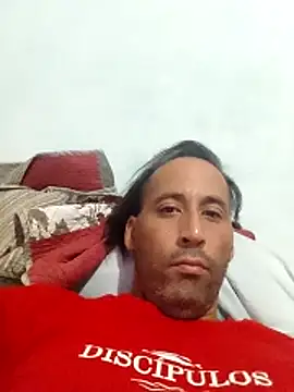 Snapshot of truko87 chatting on 02-26-26, 02:43 truko87 online show from 02-26-26, 02:43