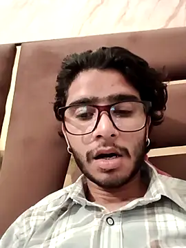 CoralN online show from 03-08-26, 02:04