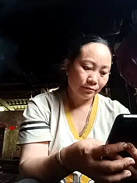 Lindxx-hot online show from 04-02-26, 01:47