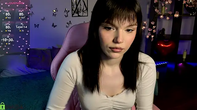 Snapshot of JanetCensley chatting on 05-03-26, 08:09 JanetCensley online show from 05-03-26, 08:09