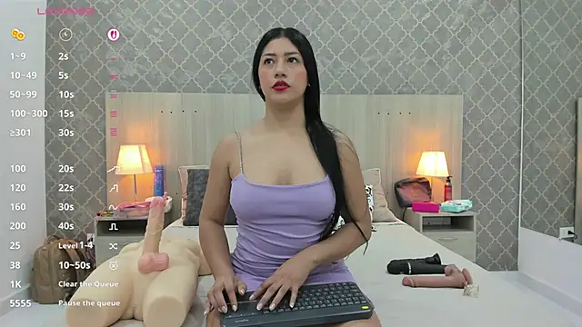 martina ayala online show from 06-20-26, 11:13