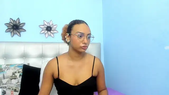 Saray sexylove online show from 04-18-26, 11:36