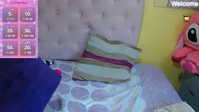 Sophiiee Gray online show from 06-10-26, 02:38