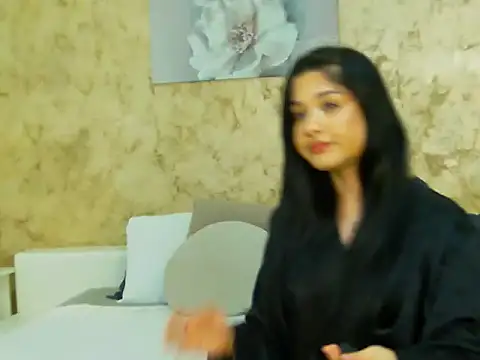 Snapshot of MissNaomiBelle chatting on 05-14-26, 01:29 MissNaomiBelle online show from 05-14-26, 01:29