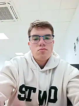 Alejandro27003 online show from 02-27-26, 10:26