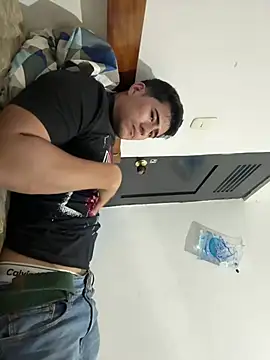 David-latinlover online show from 03-05-26, 06:04