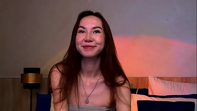 EmilyGray   online show from 06-07-26, 07:01
