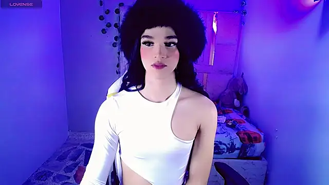 Sophiaa doll  online show from 05-30-26, 04:20