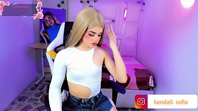 Sophiaa doll  online show from 07-27-26, 03:24