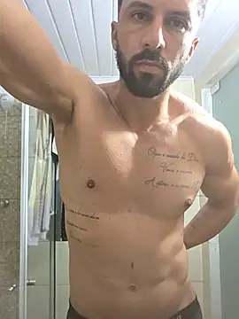 Snapshot of Locasso123 chatting on 06-17-26, 03:42 Locasso123 online show from 06-17-26, 03:42