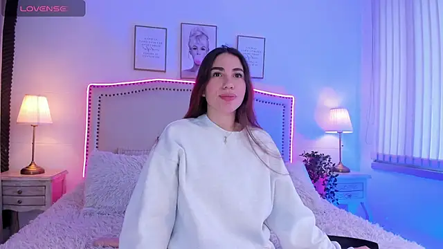 Hanna klover online show from 06-19-26, 01:59