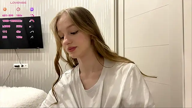 Anika Socutehe online show from 05-14-26, 09:10