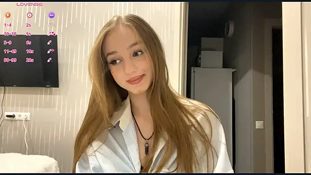 Anika Socutehe online show from 06-10-26, 07:13