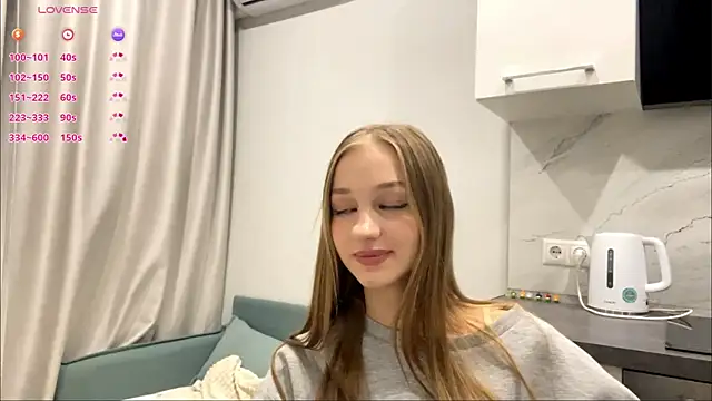 Anika Socutehe online show from 06-14-26, 08:44