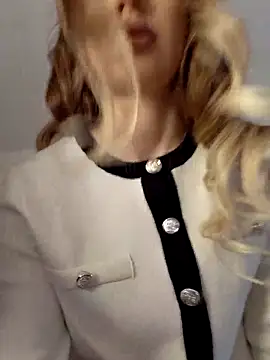 AlishaWey online show from 03-05-26, 07:15